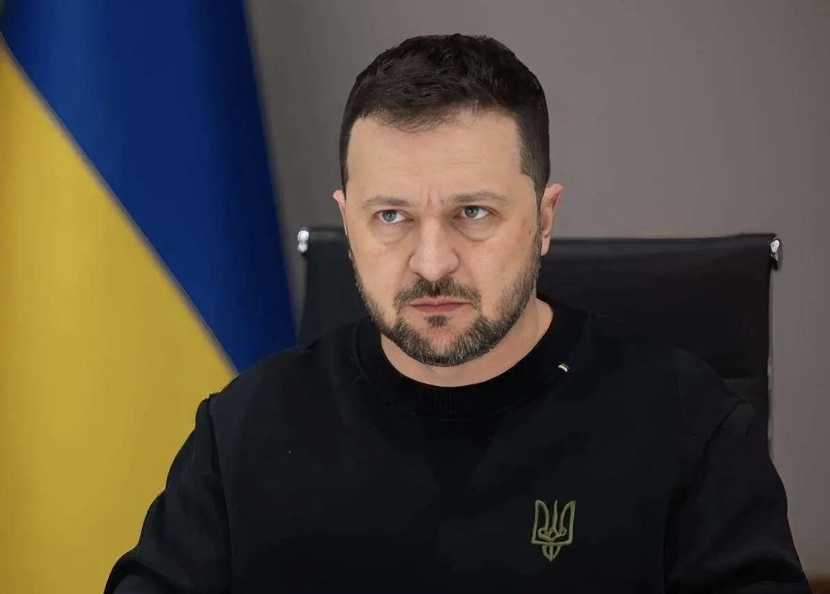 乌克兰总统泽连斯基现在开始有点着急了，也很失望，无奈了。据报道，泽连斯基22日晚