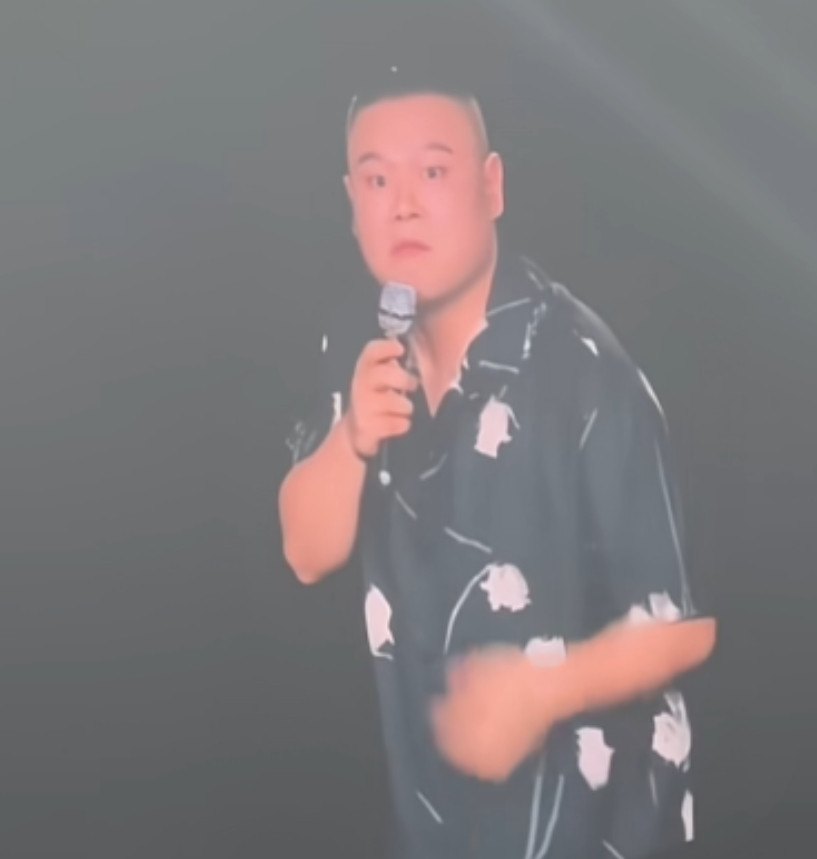 岳云鹏演唱会太火啦！谭晶等一众明星好友纷纷到现场支持，演唱会上岳云鹏和好友互动不