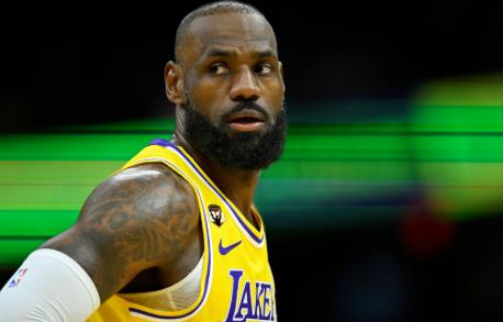 揪出输球罪臣，仅1人站着输，2人该为失利担责2月27日，NBA常规赛继续进行