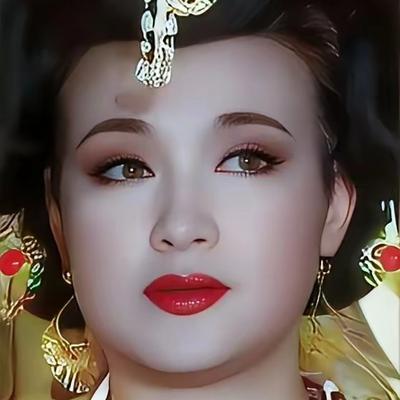 公元695年，71岁的武则天宠幸完42岁的沈南璆，猛地将锦被扫落在地，厉声骂道：