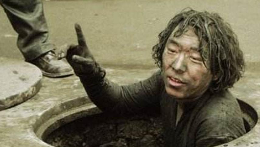 疯狂猜成语气在山上_看图猜成语