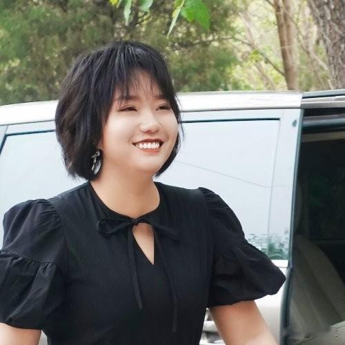 李雪琴瘦到认不出！30斤肥肉消失，16+8饮食+3000跳绳太狠了全网都在