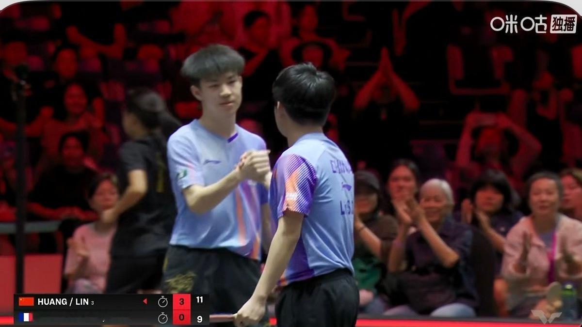 2026新加坡大满贯男子双打4-2林诗栋/黄友政3-0弗洛里安/多尔（11-5