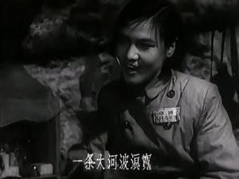 郭兰英走了，97岁。24小时之内，评论区冒出一群人笑她：无儿无女，歌声老土。人