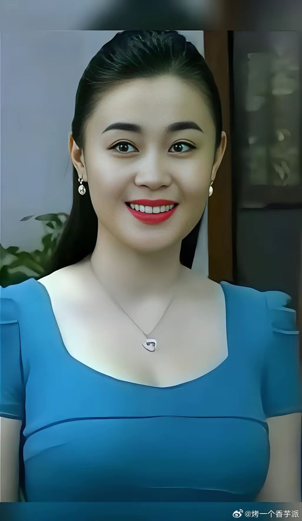 王李丹妮VS关婷娜谁能略胜一筹