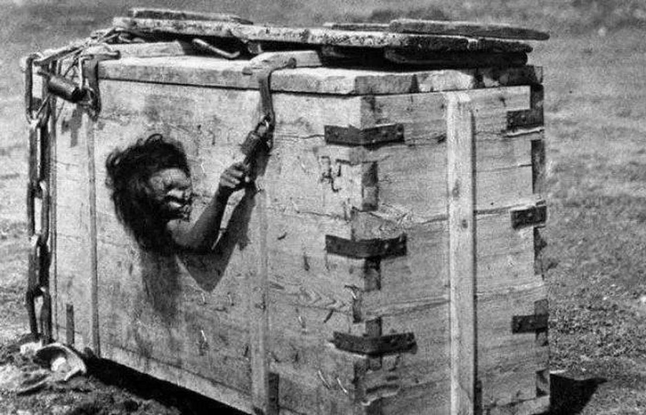 紫禁城最阴毒酷刑：不见一滴血，却让不见一滴血，却让宫女求生不得求死不能！你