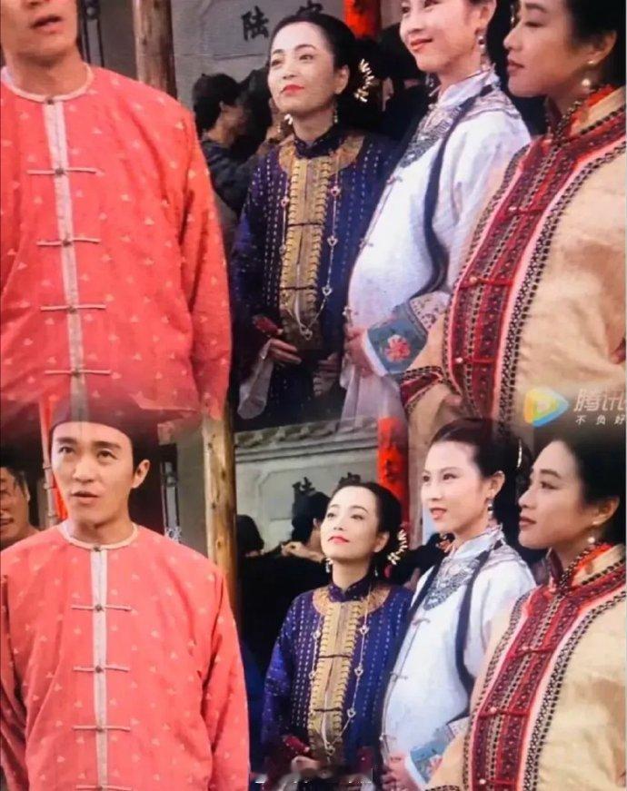 当时也没注意老鸨也怀孕了～[捂脸哭]