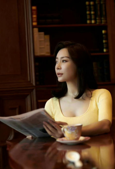 陈数好会​​​！年龄从来不是美的界限