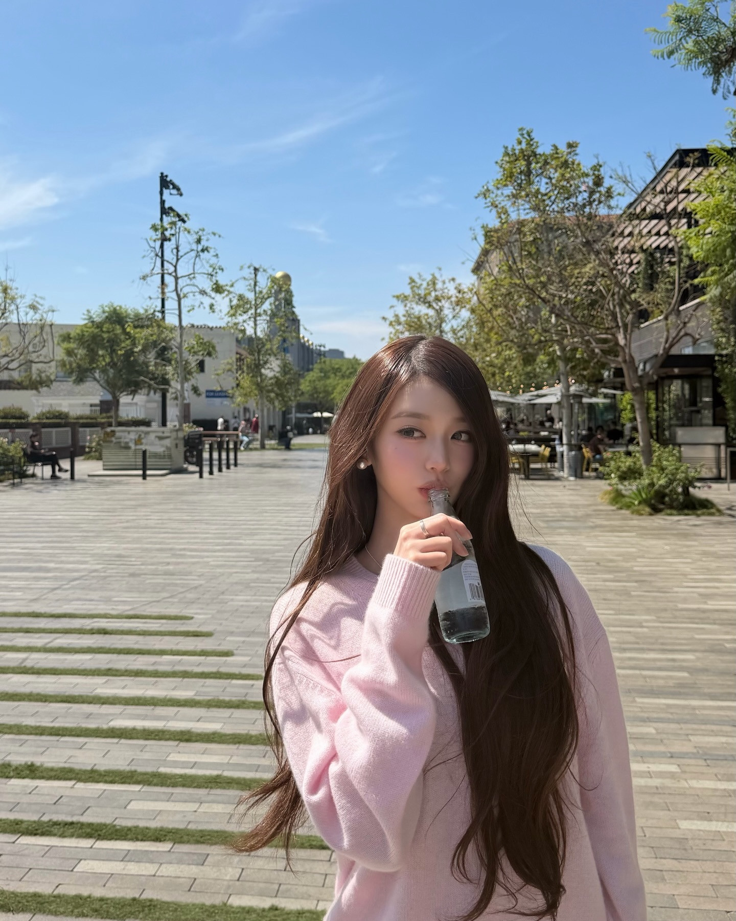 除了春天爱情和樱花