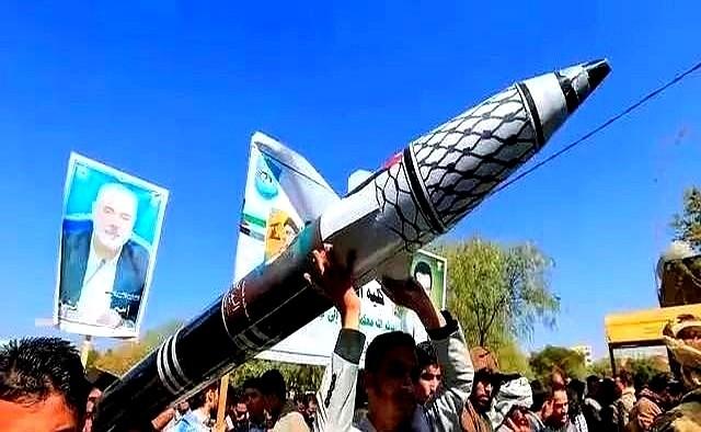 胡塞武装那边也加入远程炮轰了，动静不小！不过最让人在意的还是他们给这导弹起的