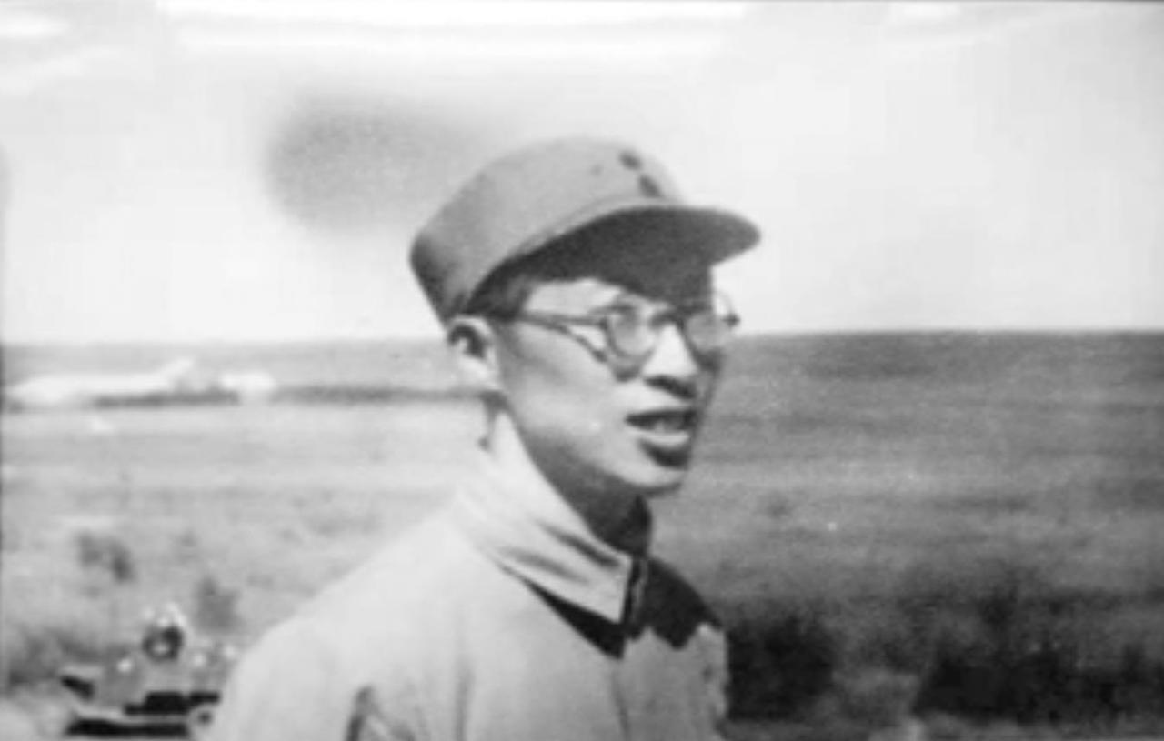 1953年，东北局农业部部长赵德尊奉命，担任了东北局秘书长的职务。几个月后，他又