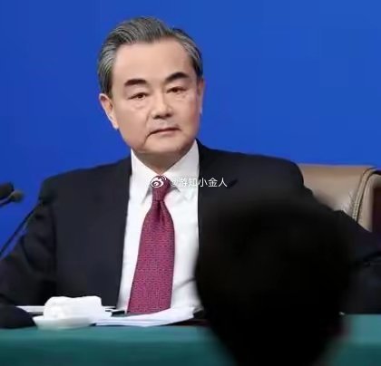特朗普访华前，中美外长这通通话，直接打破了几十年的默契！中方不再跟美国绕弯子，直