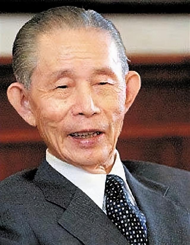 2008年，富商王永庆离世，子女在清点遗产的时候，意外发现父亲在瑞士银行有400