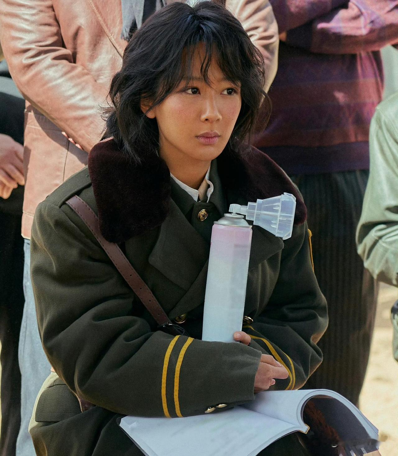 2月1日，杨紫《生命树》在🥝热度正常么？下午我特意看了8200，晚上8400