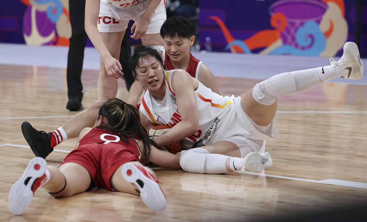 乐观的看待中国女篮如何？1⃣️，中国女篮在热身赛已经留了一大手！即张子宇，