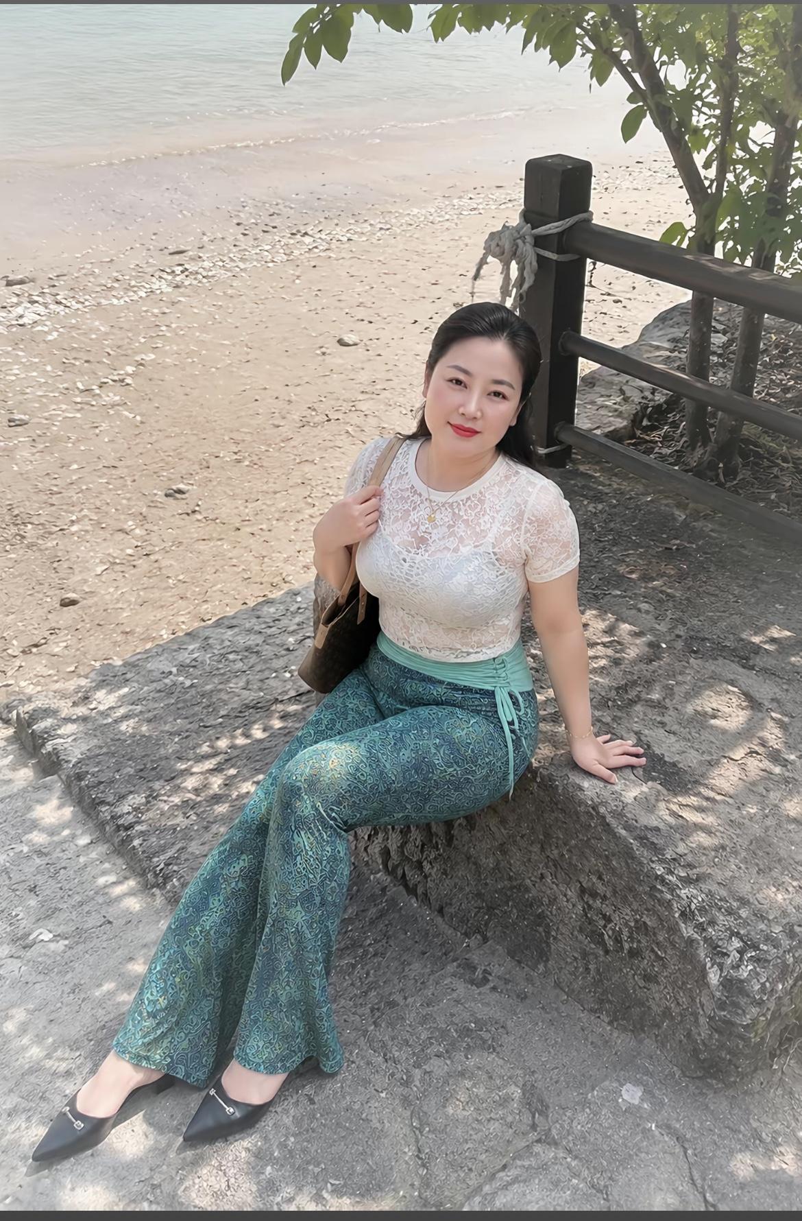 你们眼中的女神是什么样的？我眼中的女神就是这样怎么样？养眼吗？