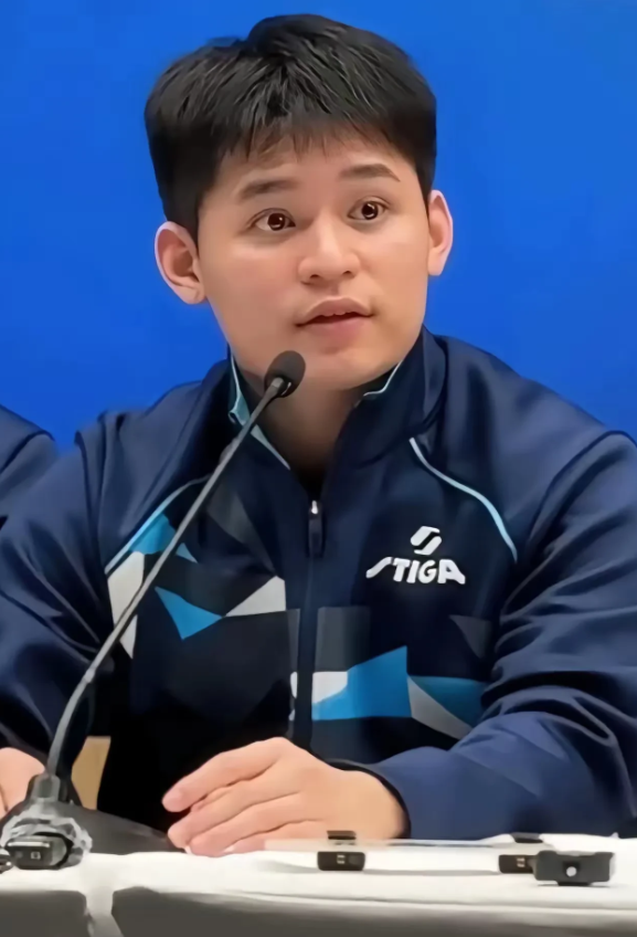 林诗栋乒超赛后发文：第一、樊振东依然是最强的单打选手！零封出局是新的起点，下