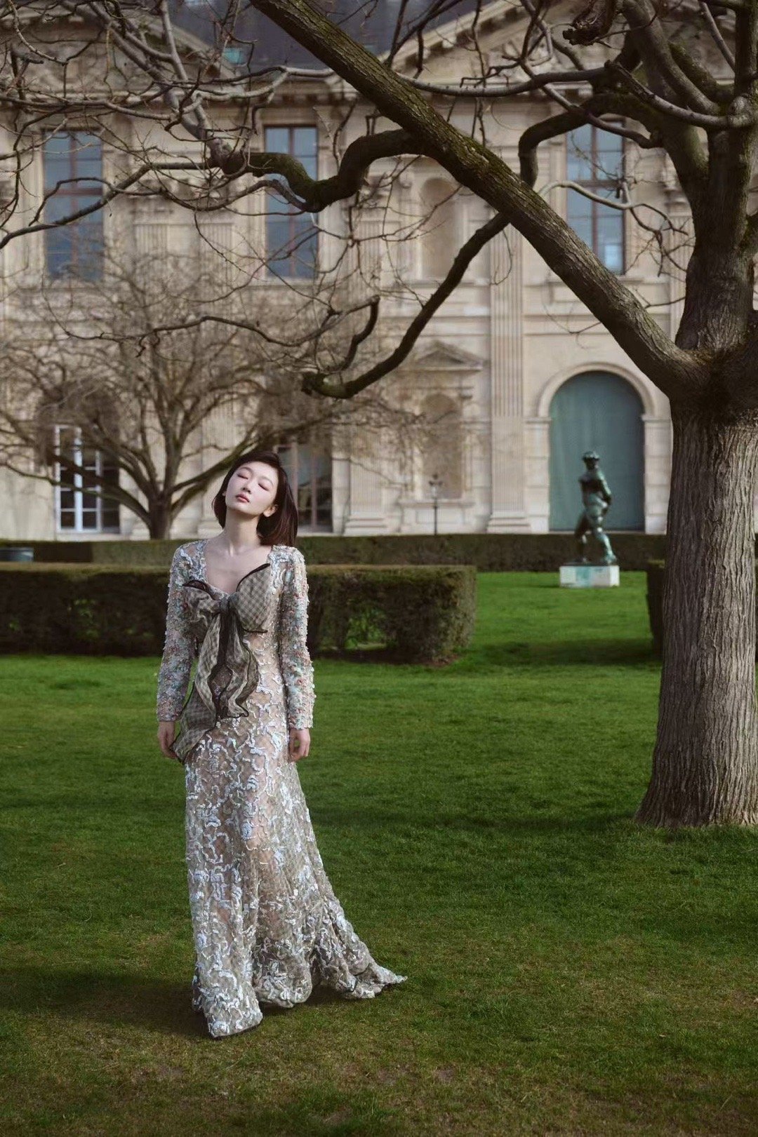 周冬雨我俩有点暧昧了这么近我都能数清她睫毛了，这不算暧昧算什么