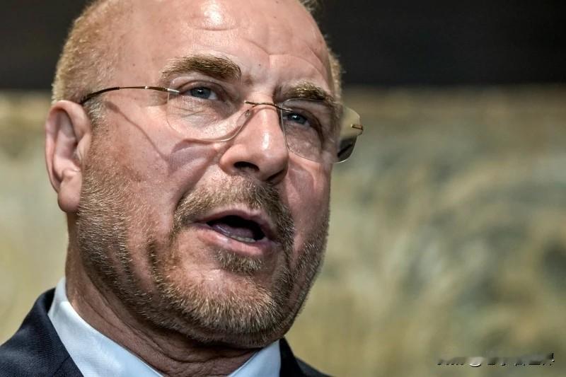 【伊朗议长：美国要打，伊朗会奉陪到底】德黑兰时间2026年4月12日晚上，伊朗