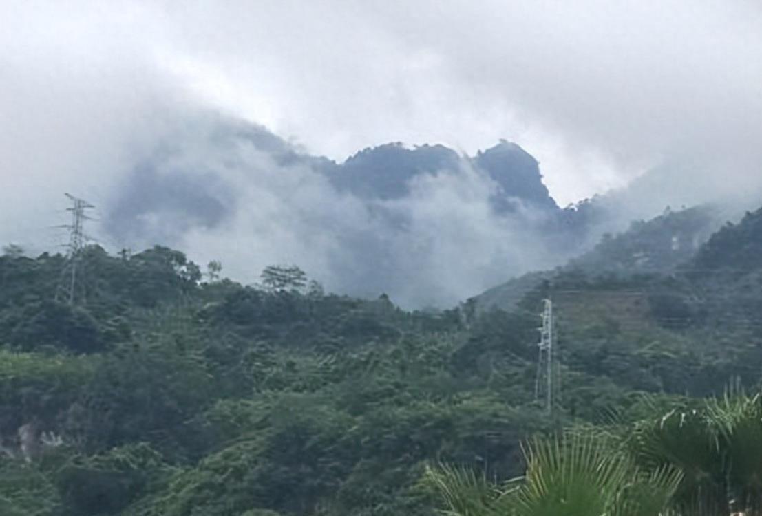 中越战争期间中国为何将战场重点设在老山？越南军队少将用四点分析，值得关注198