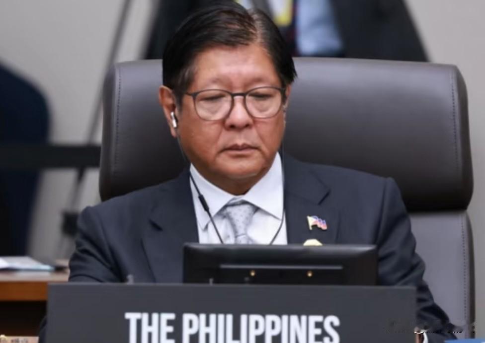 你找1个帮手，10个帮手，100个甚至更多帮手，中方都坚决奉陪到底！这是我们近期