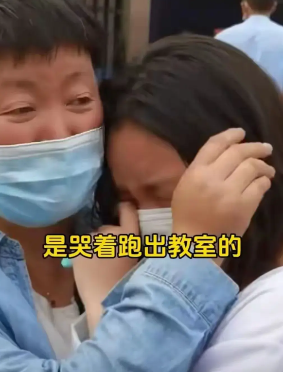 一觉醒来，文科生都睡不着了    今年上高二的女儿，选的文科。暑假后要上高三了