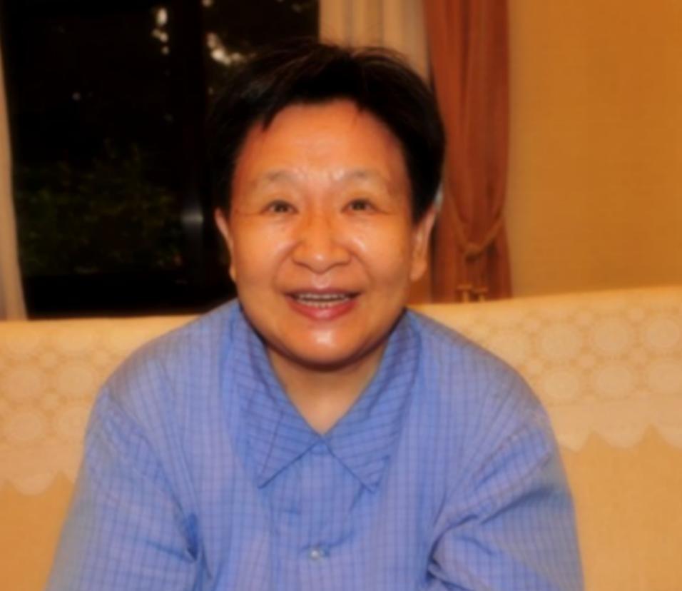 68年毛主席接见干部战士，看到李讷在接见之列，问：李讷是哪级官“1968年1