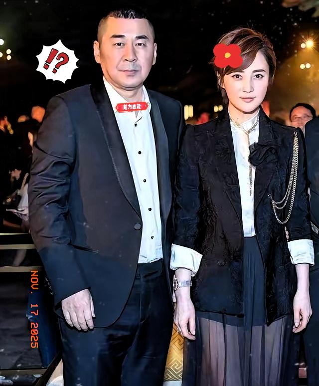 蒋勤勤说：当年我和陈建斌去民政局领证，结果他就站了几分钟就耐不住性子了，不耐烦