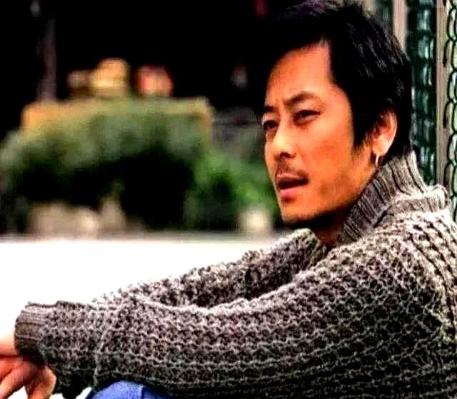 王杰曾在一档访谈节目中说“当年张学友在香港乐坛根本混不下去，那时我还给他写过几首