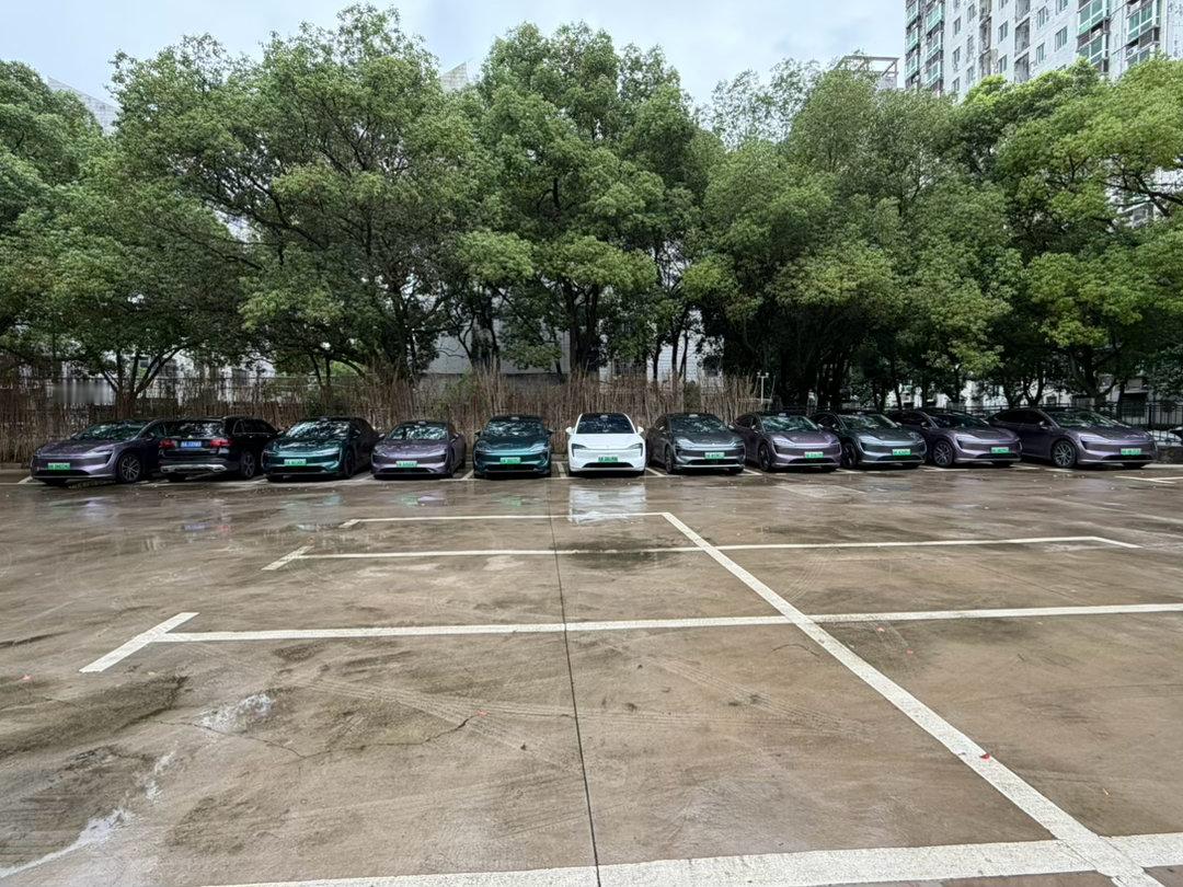 自从有了电车我的早餐是在隔壁市，为了好吃的美食，可以开车200-300公里，困了