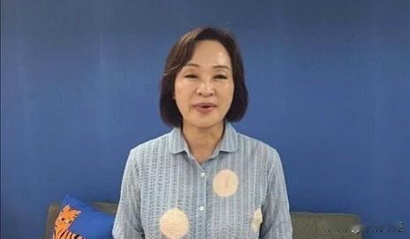 新的民调显示民进党台北市长参选人沈伯洋支持度只差台北市长蒋万安1.2%，所谓的“