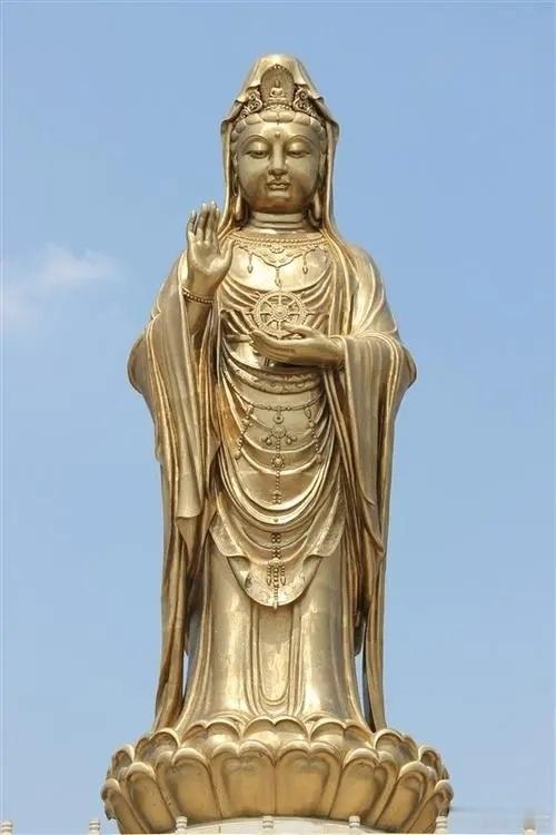 晨起礼佛，开启今天的好运程