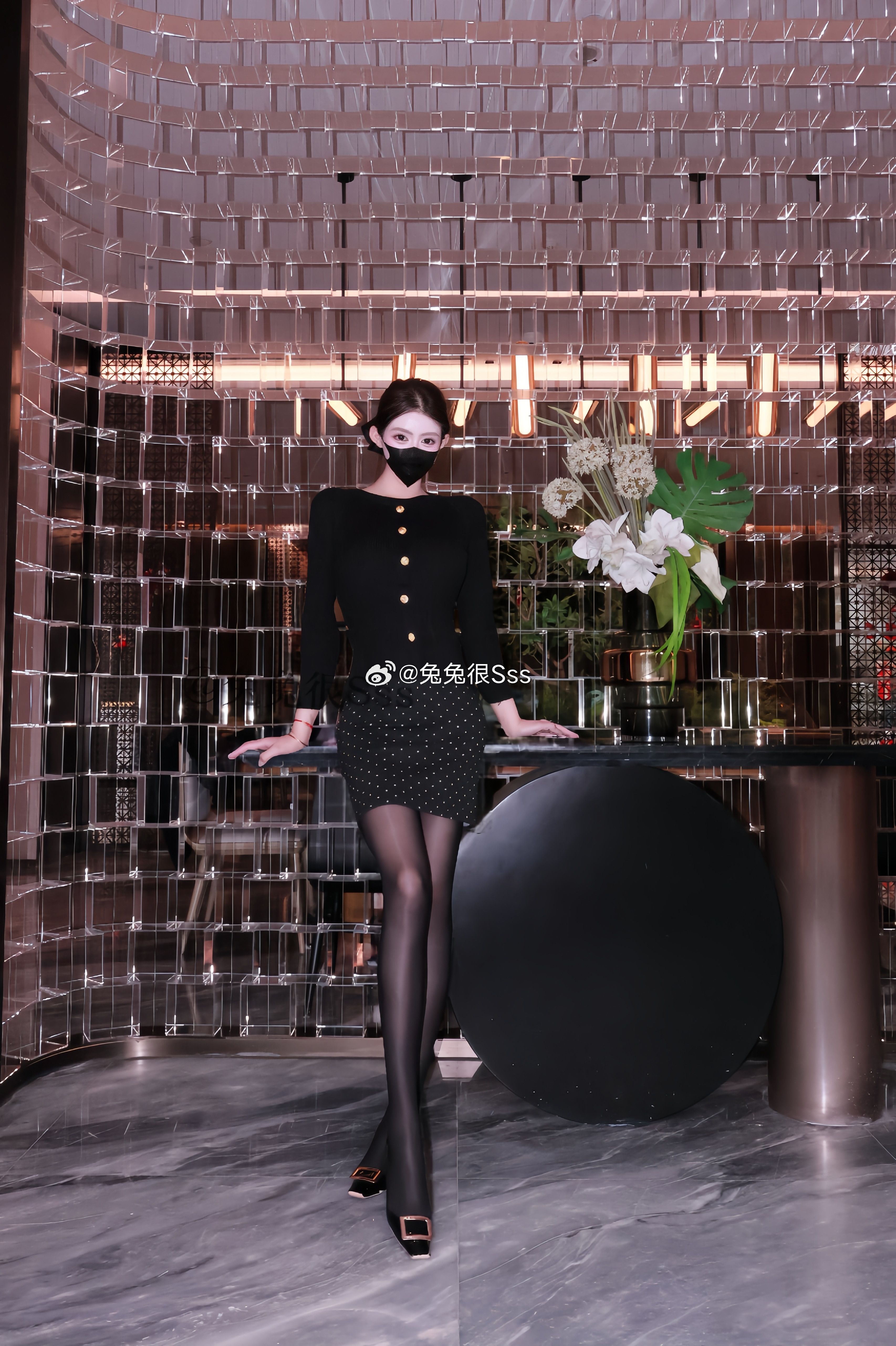 黑色永远百搭🫶🏻波点裙&微透厚黑不御都很难今天穿什么ootd