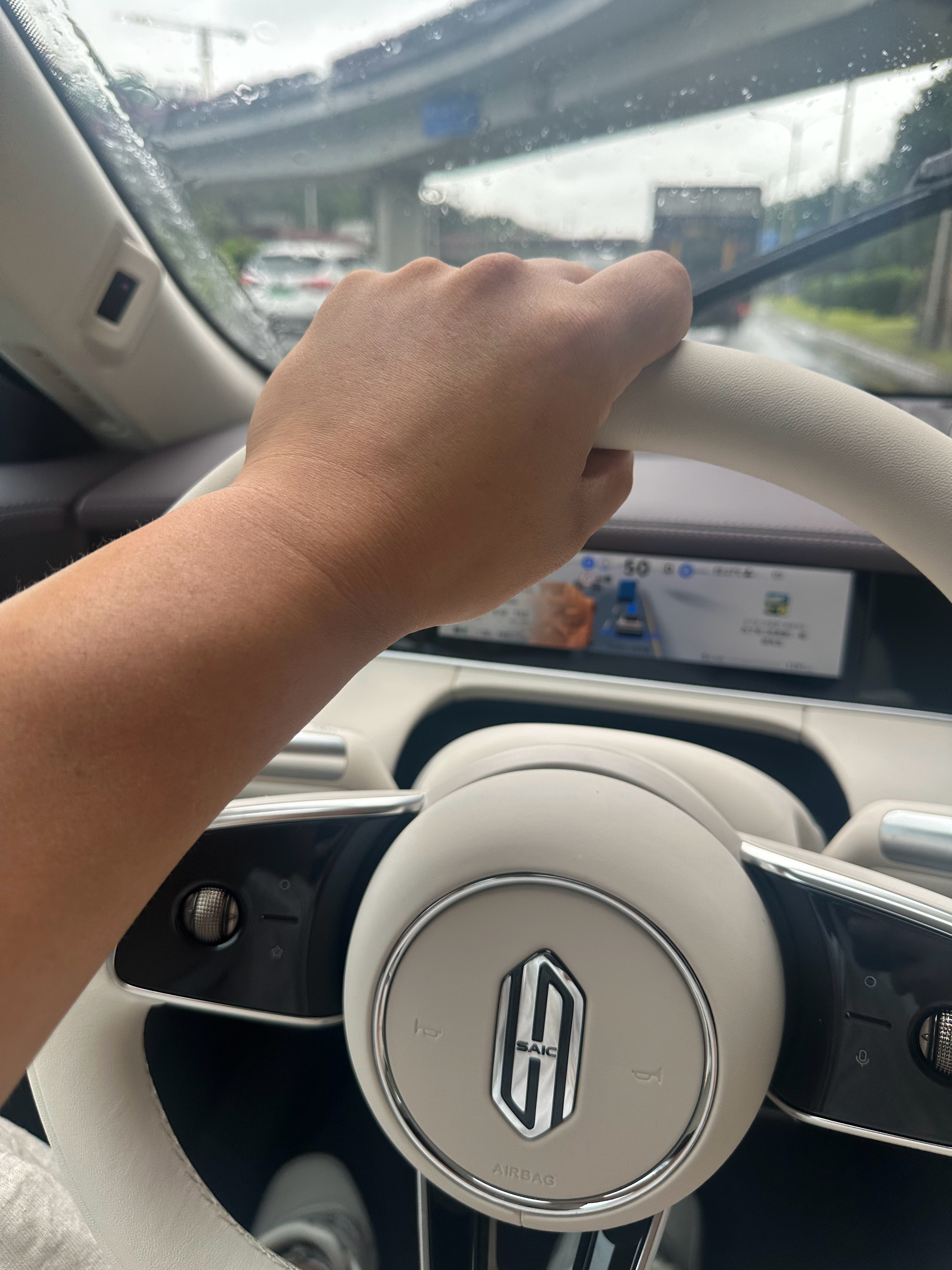 总感觉手上差个手表，兄弟们我这手带什么手表合适？