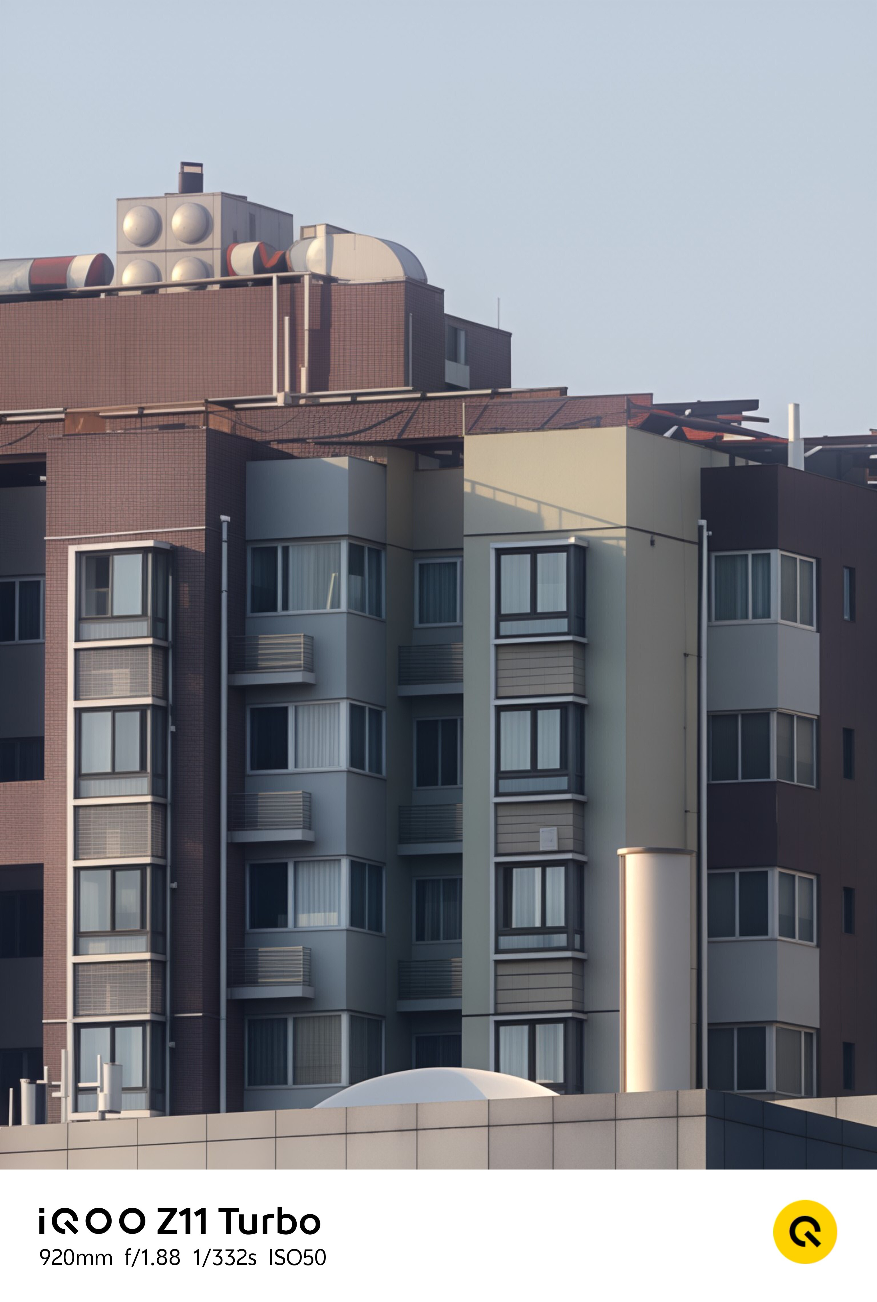 iQOOZ11Turbo上了长焦增强的功能，直接传云后台处理，大概8秒左右，