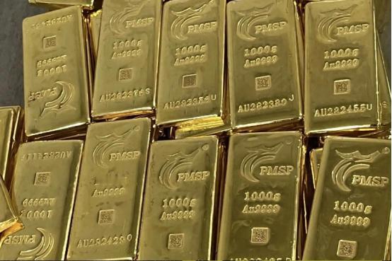 15万亿瞬间蒸发！特朗普终于动手：这是一场针对中国的金融屠杀？1月2