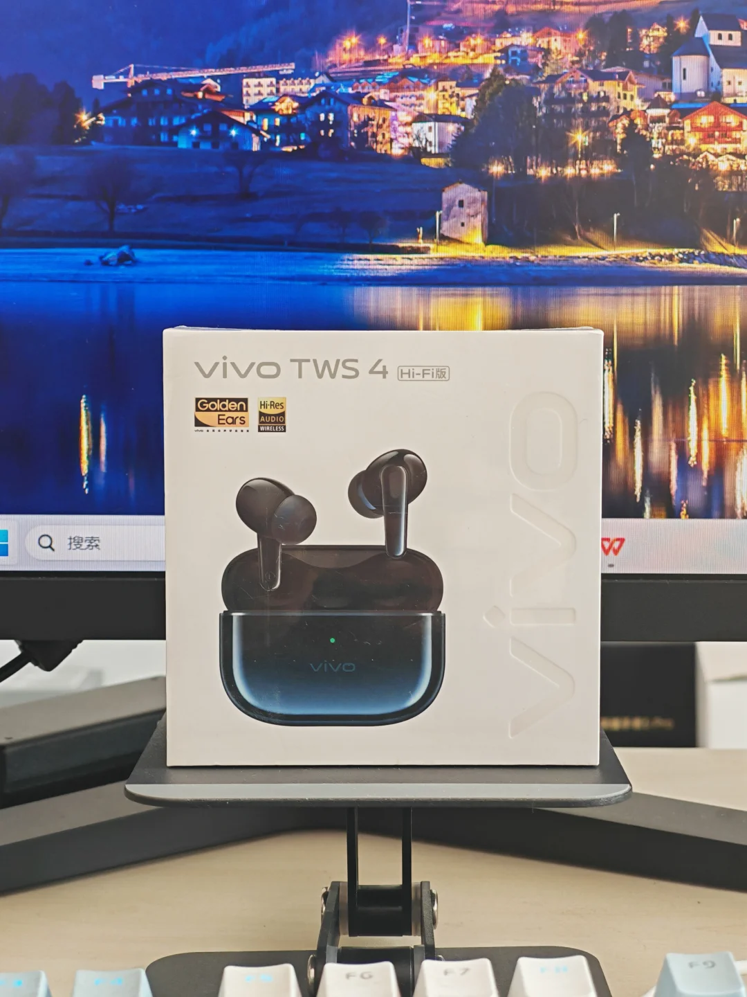 新年抽奖中的一个vivoTWS 4HiFi得一个耳机，在犹豫到底要不要拆开使用？