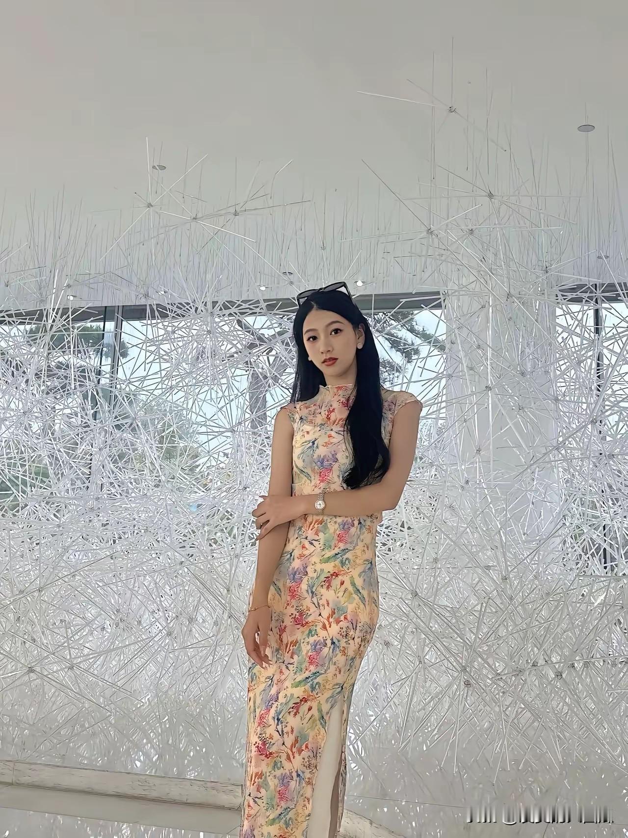 同一个人，相隔两年！