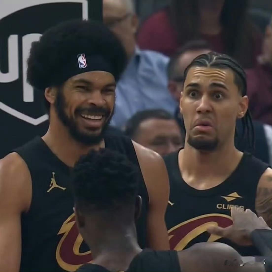 阿伦开心了！阿伦谈哈登：“自从哈登来到我们球队。”“我每场比赛都打得很开