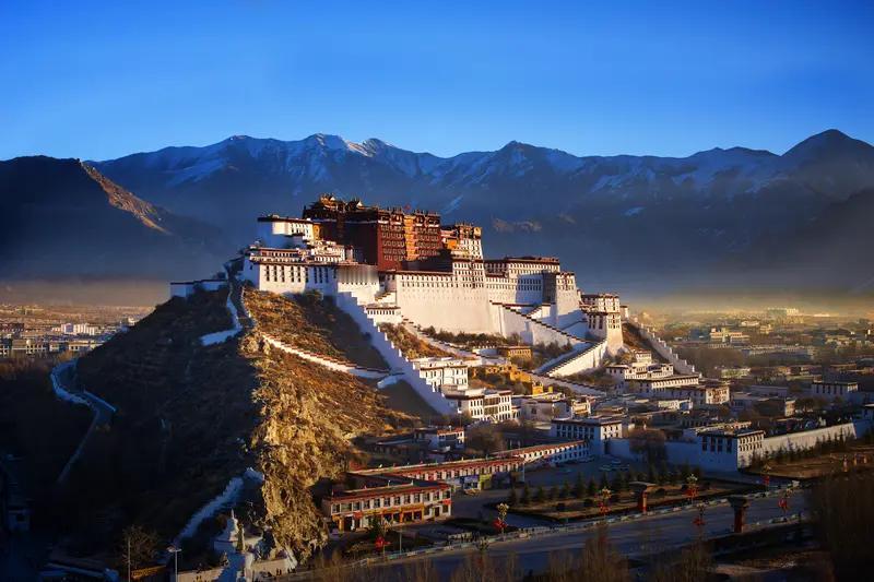 结婚率排名前10的省份1.贵州：7.62‰2.西藏：6.78‰3.