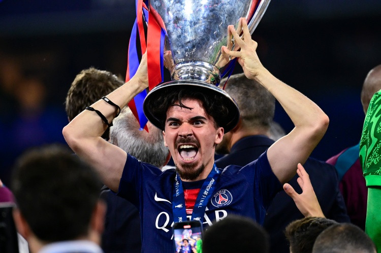 维蒂尼亚: 与恩里克相遇是巴黎生涯转折点, 他助我达到另一个层次