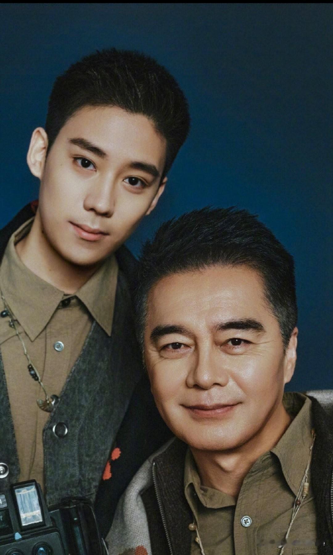 1月13日，何晴儿子许何发长文缅怀何晴称父亲许亚军这十年在母亲何晴的事情上给予