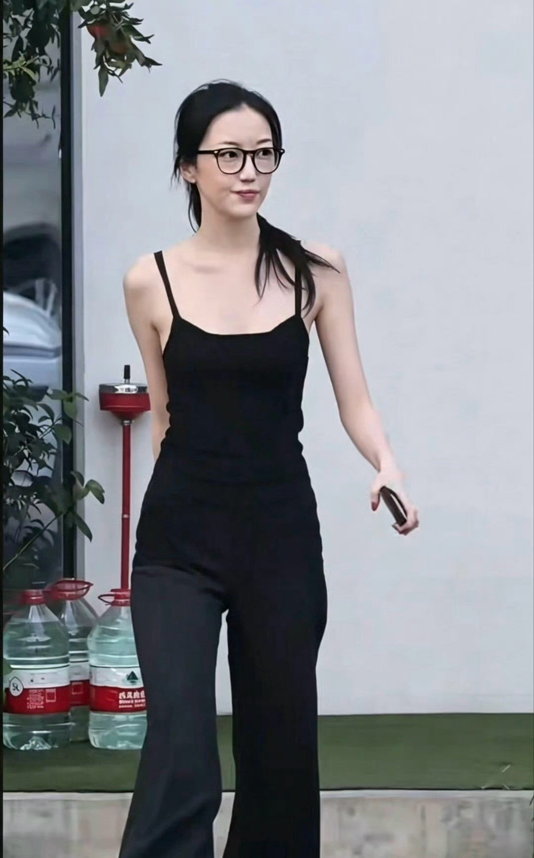 王菲基因发力了我去李嫣长这样了