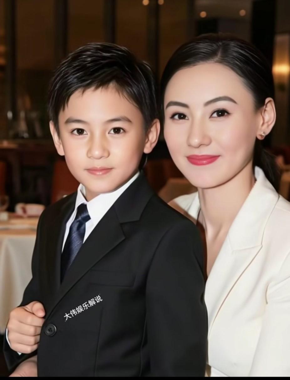 如果是女的漂亮一定要生儿子，如果是男的帅千万别生儿子，从遗传角度来说都是儿子随母