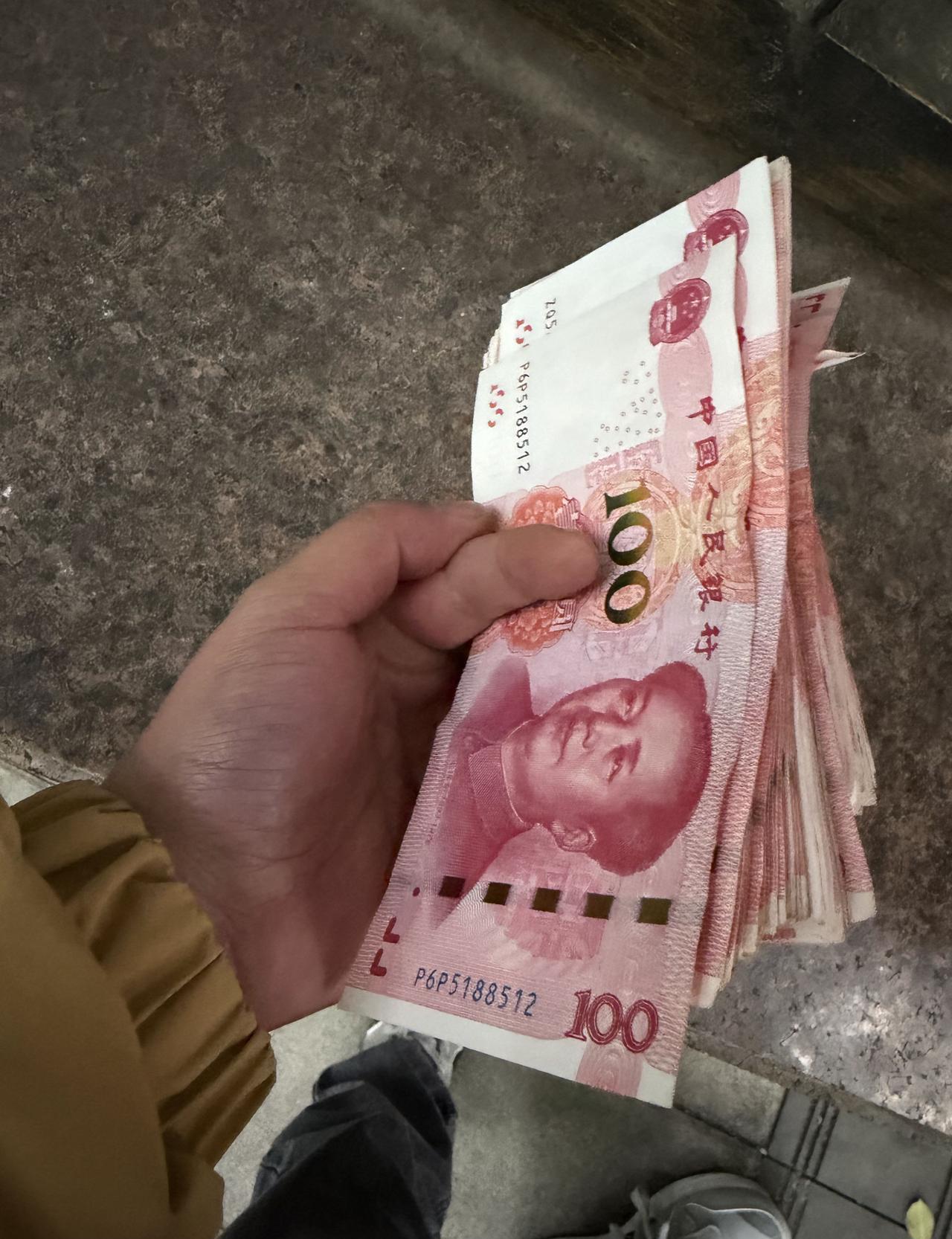 12万公里的大众宝来卖12万，听着像捡漏，其实是行情把大家胃口养刁了。我上周陪