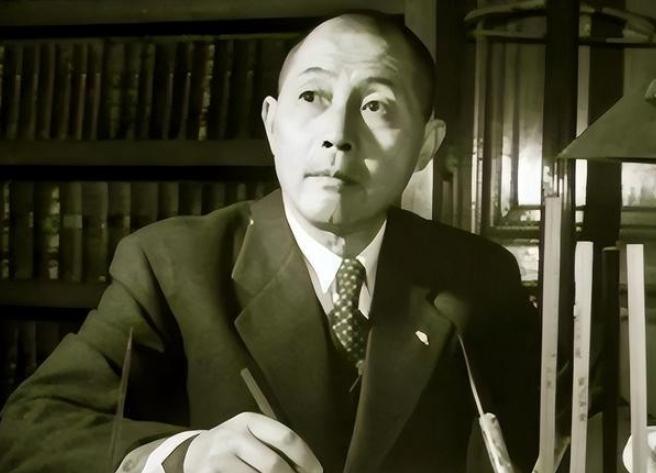 1933年，钱大钧在火车上撞见了从监狱逃出来的陈赓。可他却下令，不准捉陈赓。部下