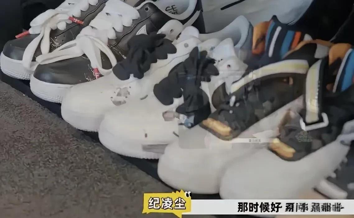 阿娇是大明星，有大量只穿过一两次的鞋子，她当红的时候，这些二手鞋子一双可以卖个几