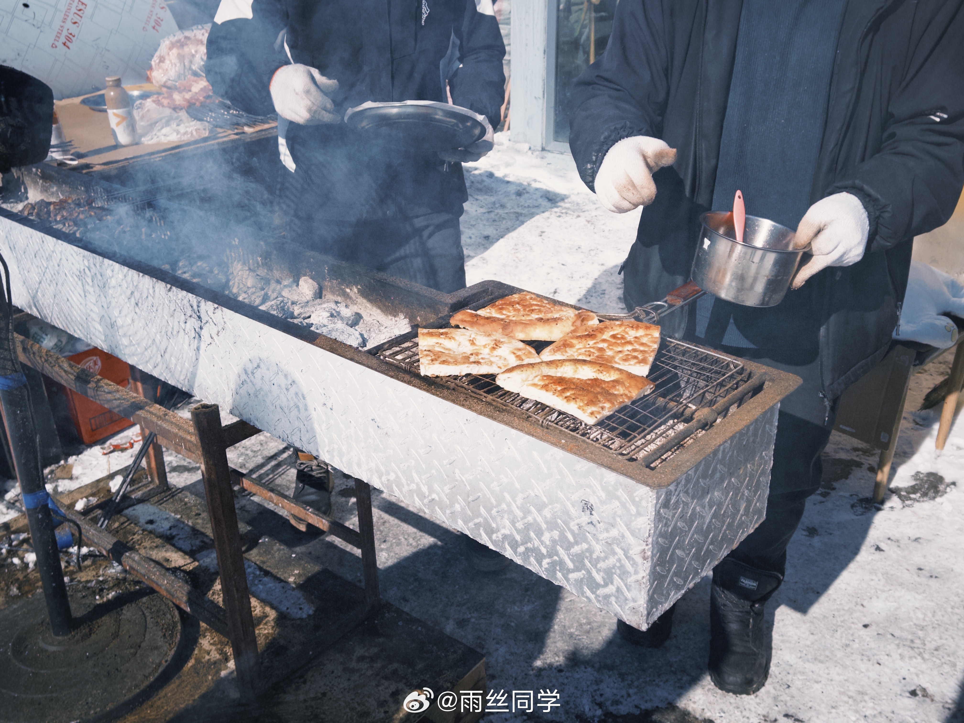 雪场还有羊肉串，是要香死谁呀雨丝的日常阿勒泰滑雪阿勒泰·禾木(吉克普林)国际滑