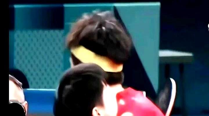巴黎领奖台真实上演最萌身高差莎莎踮脚那倔强样谁懂啊？刚刷到巴黎WTT混双