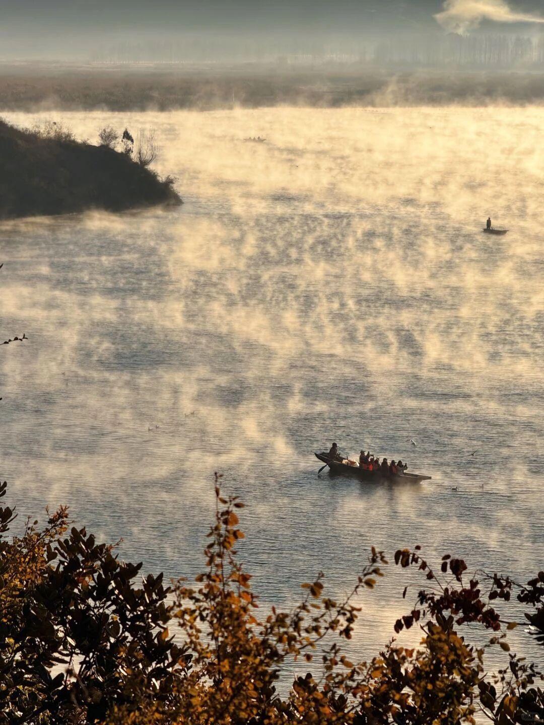 在这个冬季，当人们还在热议大理洱海时泸沽湖宛如一颗璀璨的明珠在丽江与凉山交界